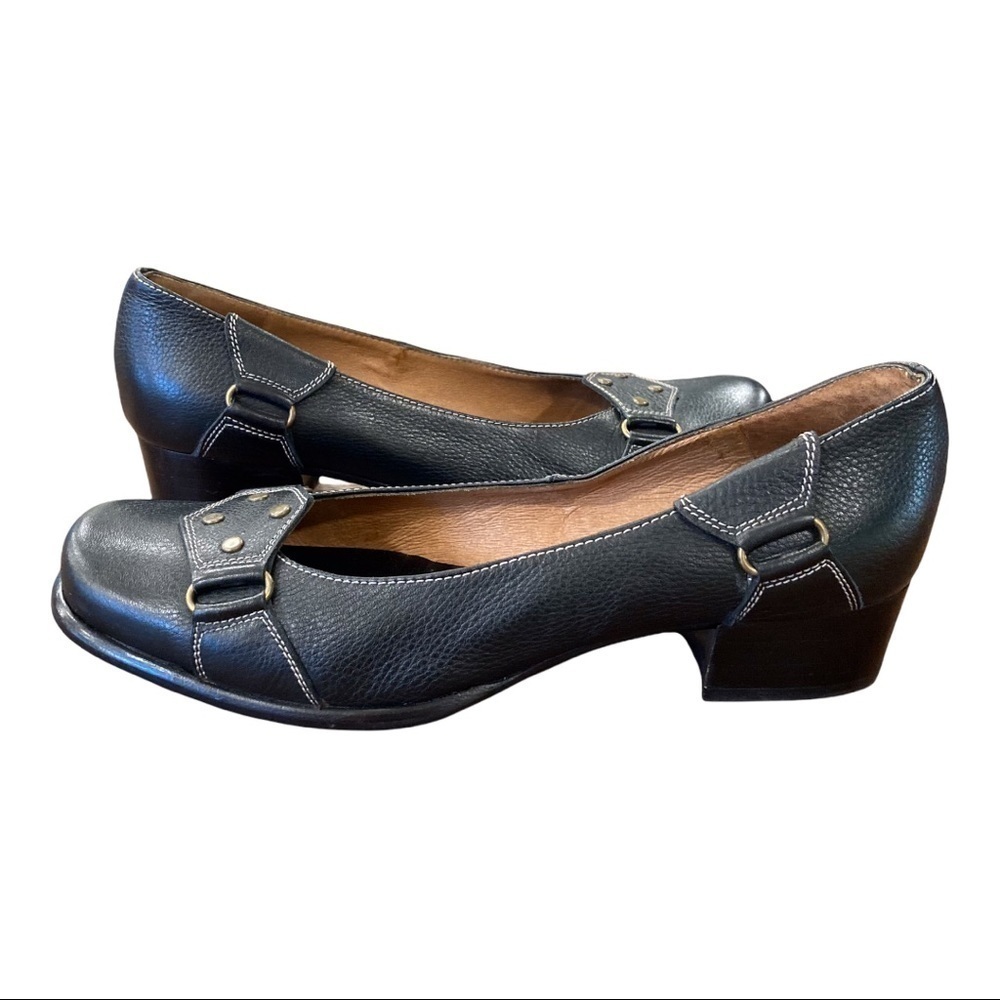 Mayol Sabateria 38 black leather heeled loafers